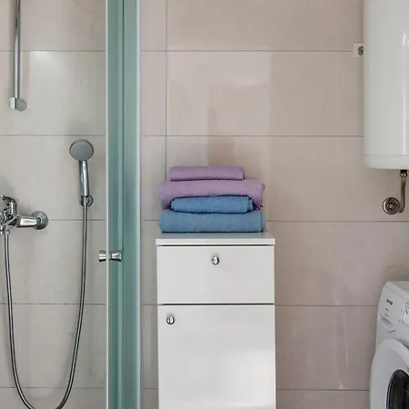 Katarina - Two-bedroom 4 Adults - Izme U Ribnjaka Street No 1 - #2 Apartman Dubrovnik